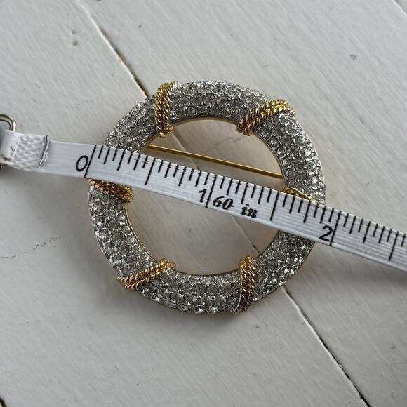 Vintage Swarovski Crystal Nautical Pin Brooch Gold & Silver Tone Life Preserver - Picture 4 of 5